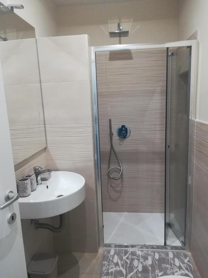 A Casa Da Cri B&B Рим Экстерьер фото