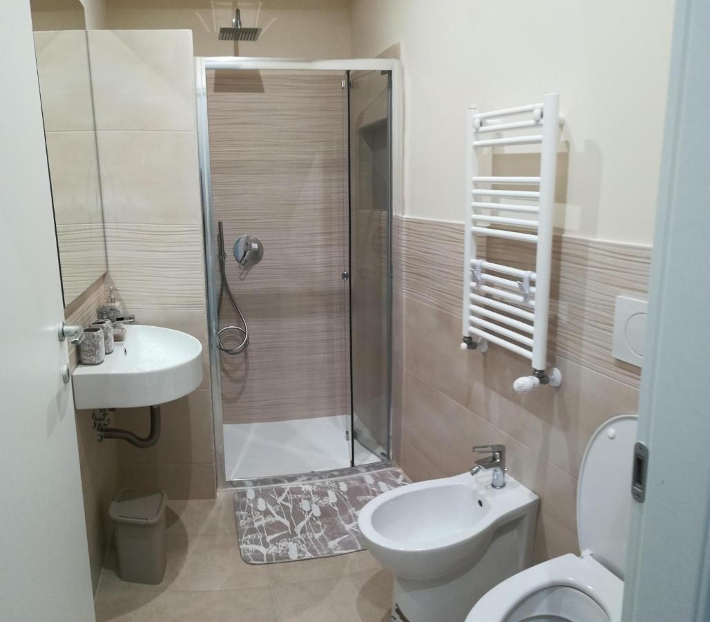 A Casa Da Cri B&B Рим Экстерьер фото